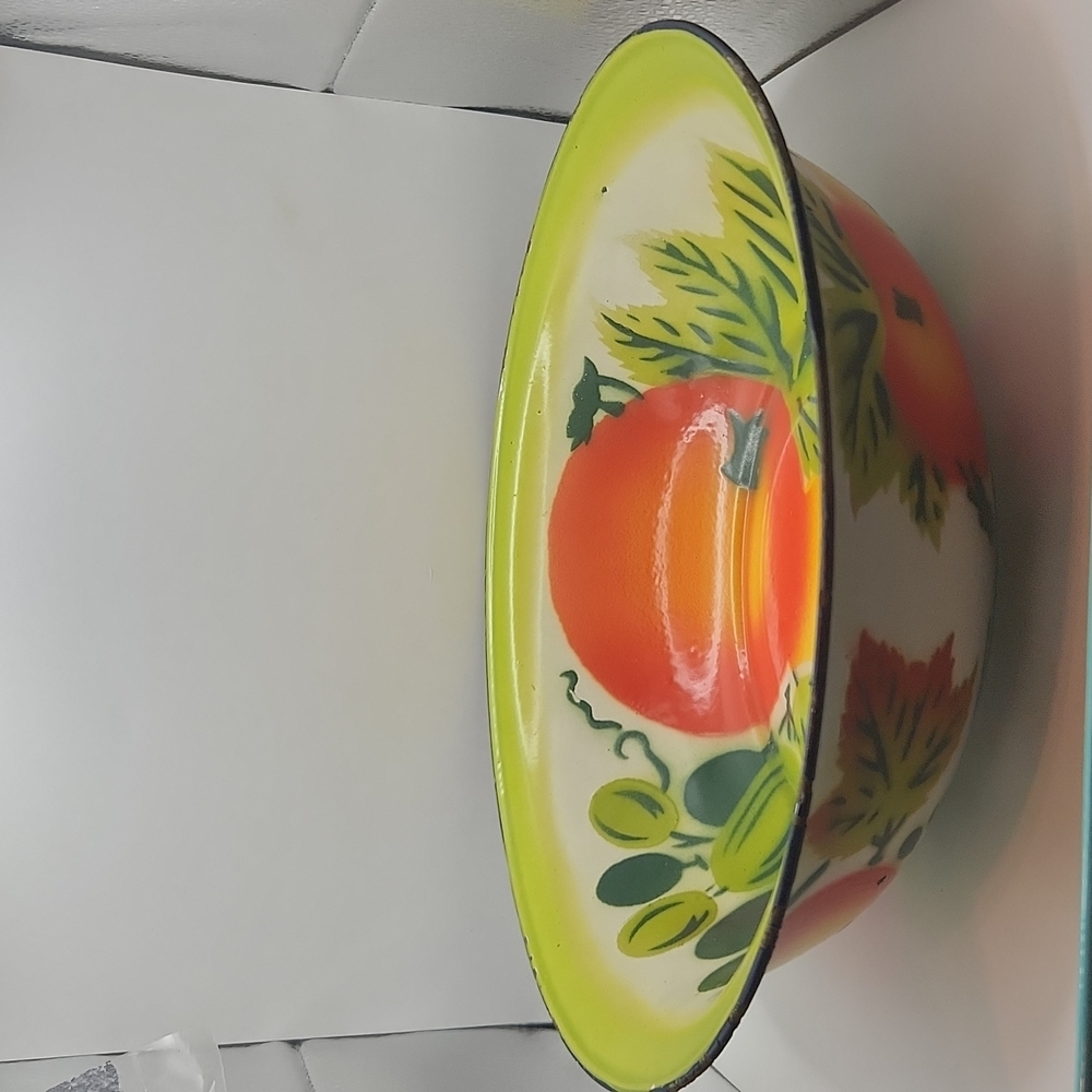 Vintage enamel fruit bowl
